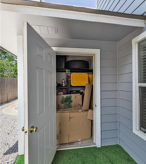 1249 Canyon Creek Cir — Photo 17