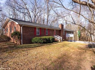 114 Oakland Ave, Marietta, SC 29661