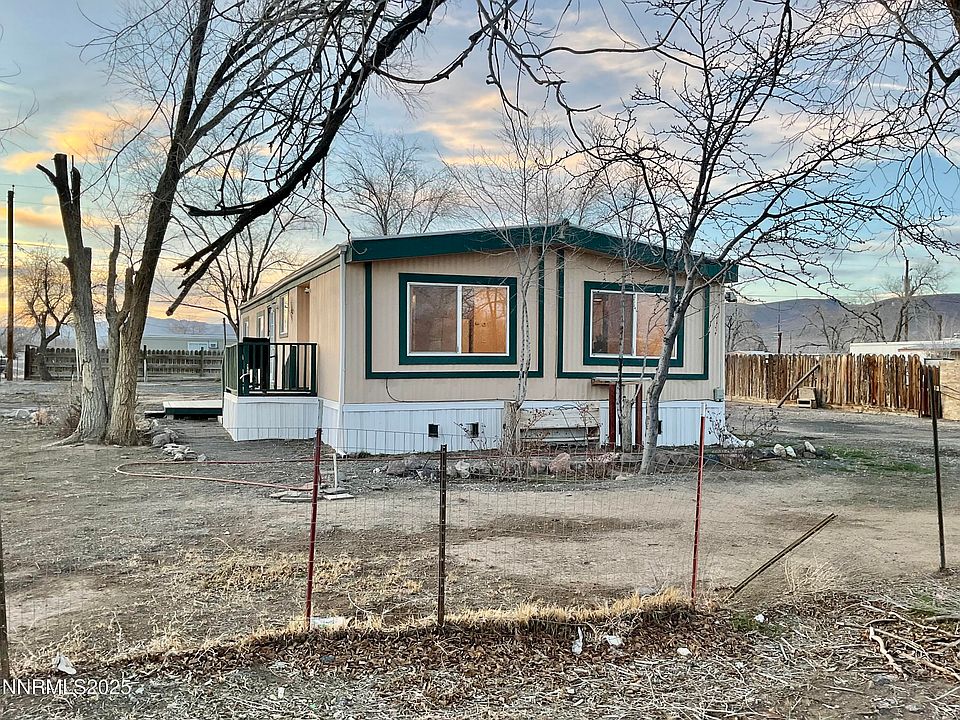 1st image of 2735 Toiyabe St