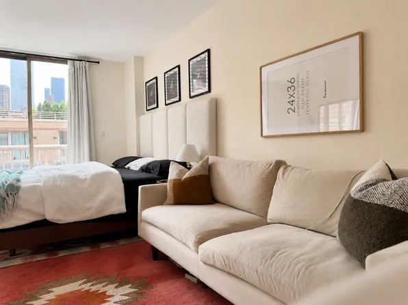 350 W 50th St, New York, NY