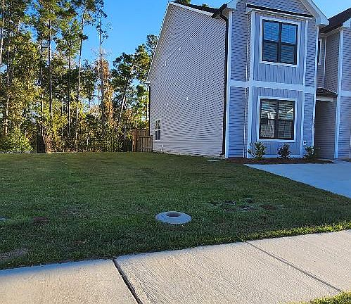 Large Side Yard