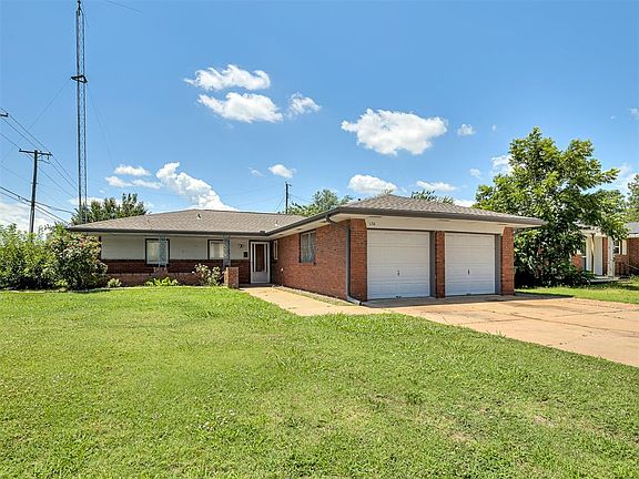 2nd image of 136 Elwood Dr