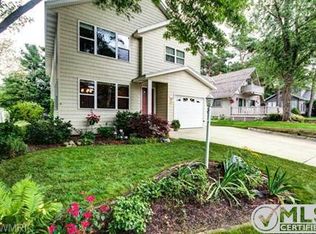 2435 N Idlewood Rd, Holland, MI 49424