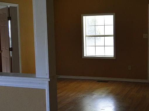 3rd image of 506 Wilson St