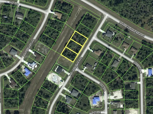 5045 W Hummingbird Dr, Labelle, FL 33935