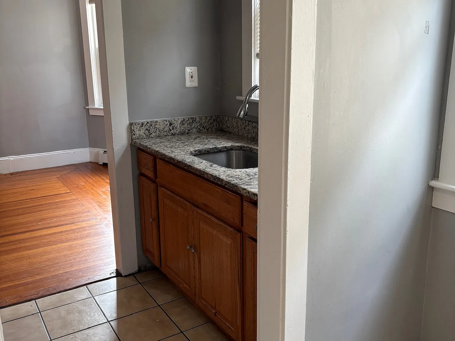 4 bed, $3,250 — Photo 2