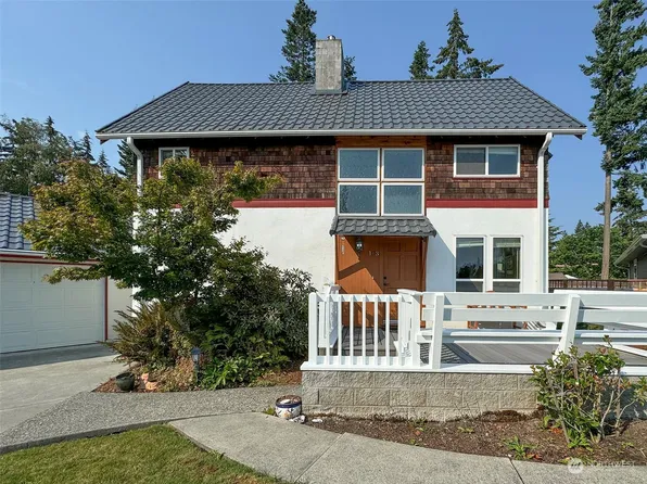 103 Discovery Bay Court, Sequim, WA 98382