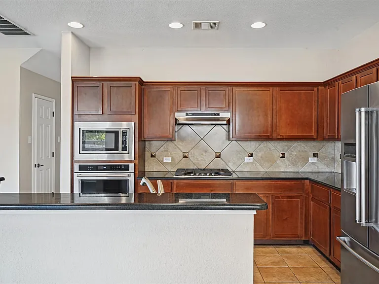 15417 Staked Plains Loop — Photo 15