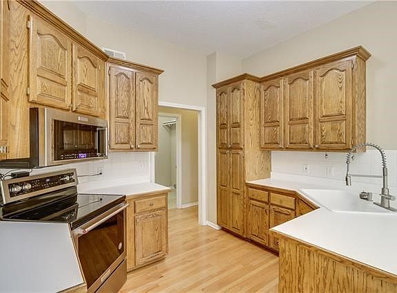 3rd image of 2418 NE 2nd St