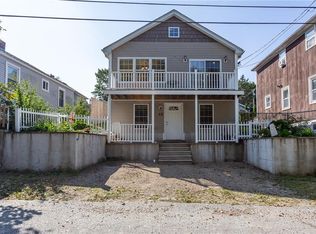 12 Terrace Ave, Warren, RI 02885