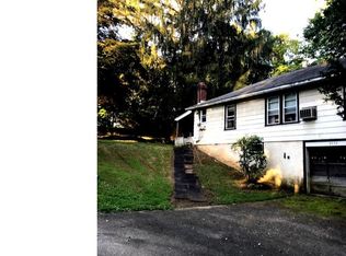 2032 Harts Ln, Conshohocken, PA 19428