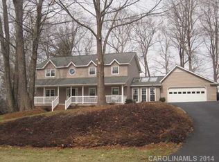 2150 Leslie Ave, Hickory, NC 28602