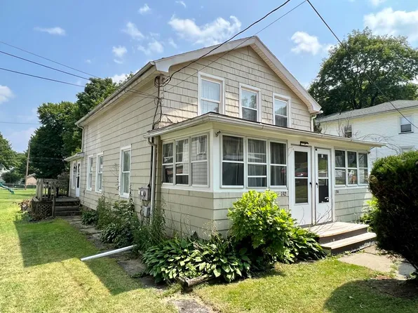 192-194 Pearl St, Corning, NY 14830