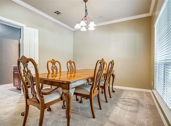 5th image of 1819 Montura Ln
