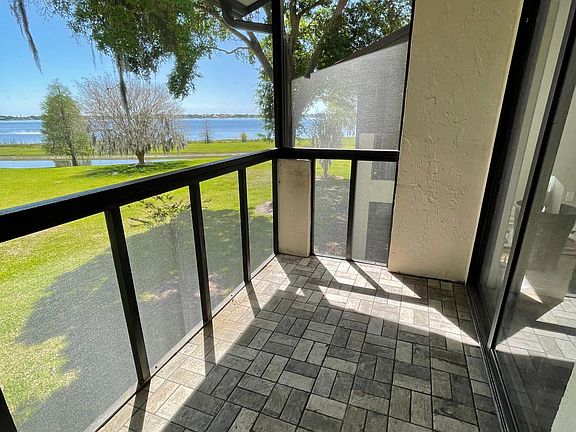 2nd image of 412 Laurel Cove Way #412