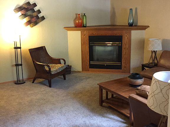 4th image of 2674 William Ave