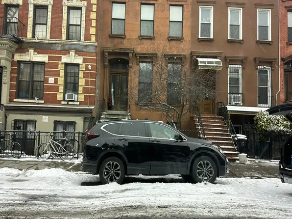 138 Lexington Ave, Brooklyn, NY 11216