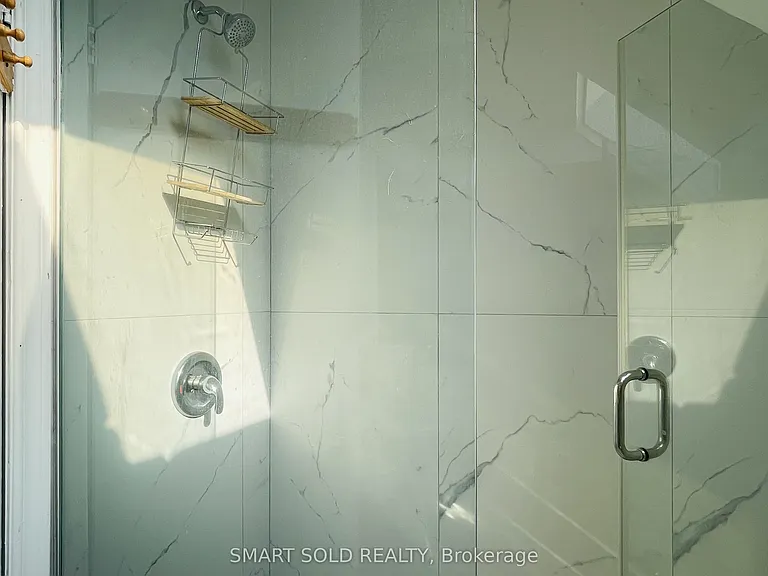 42A Amelia St — Photo 11