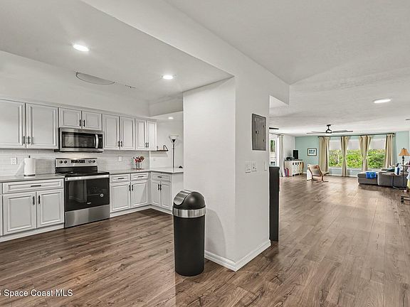 5th image of 305 Tangle Run Blvd APT 1231