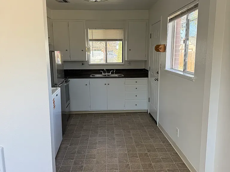 808 E Sherman Ave #808 — Photo 6