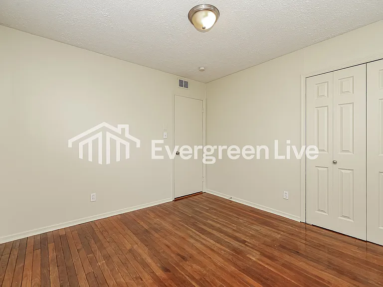 5338 Rawlings Dr — Photo 12