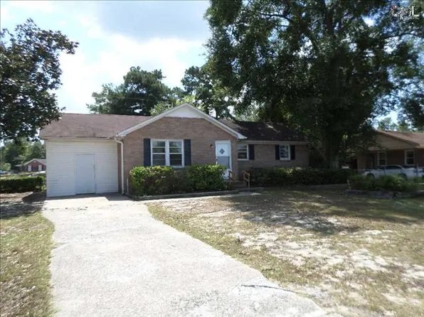 141 Lisa Dr, Lexington, SC 29073