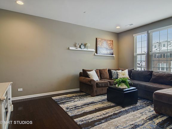 3rd image of 3197 Coral Ln