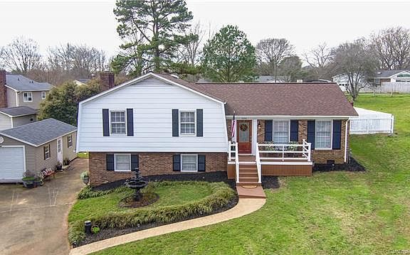 4th image of 2041 Montclair Cir
