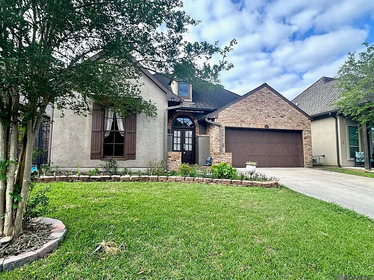 39339 Magazine Ave — Photo 3