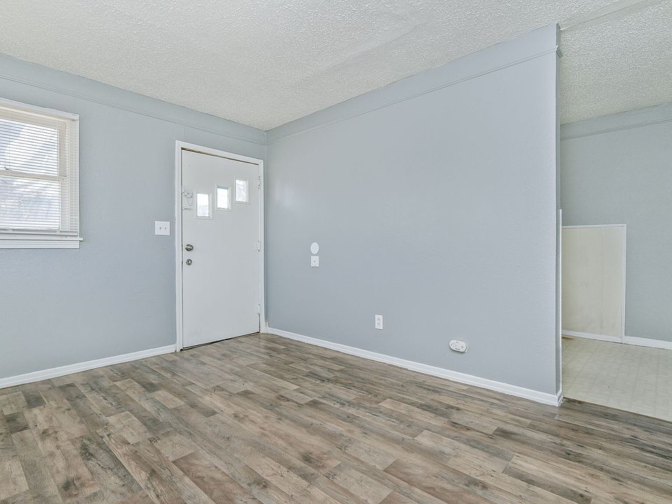 Living Room2