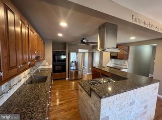 4118 Granby Rd, Woodbridge, VA 22193