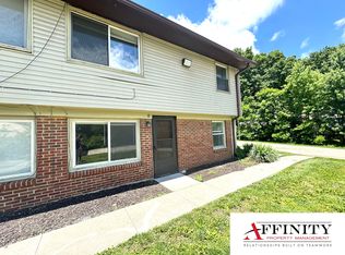 6305 Ravena Rd, Liberty, MO 64068