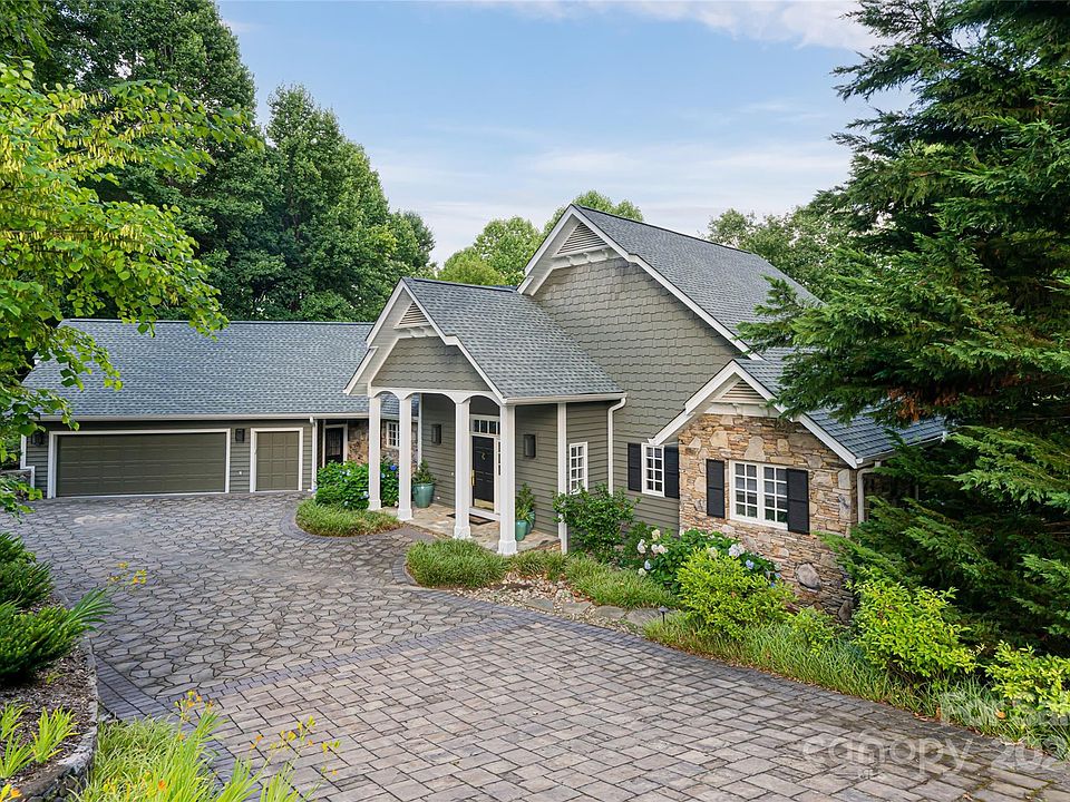 1st image of 547 Hagen Dr
