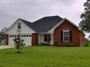 1720 Pyracantha Ct, Sumter, SC 29154