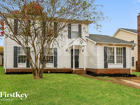 3rd image of 9419 White Cedar Ct