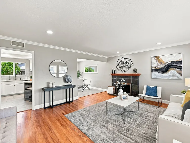 269 Bieber Dr — Photo 2