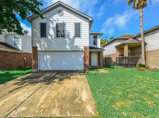 16515 N Mist Dr, Houston, TX 77073