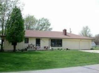 19504 Newton Ave, Stilwell, KS 66085