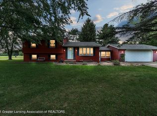 601 Connemara Rd, Eaton Rapids, MI 48827