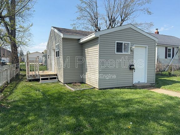 2nd image of 2323 N Delphos St