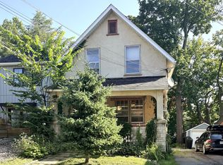 17 Adelaide St #1, Ottawa, ON K1S 3R9