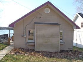 1st image of 371 Woodland Dr