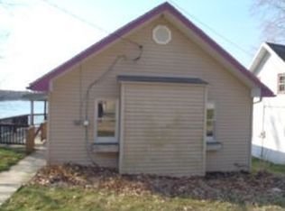 371 Woodland Dr, Six Lakes, MI 48886