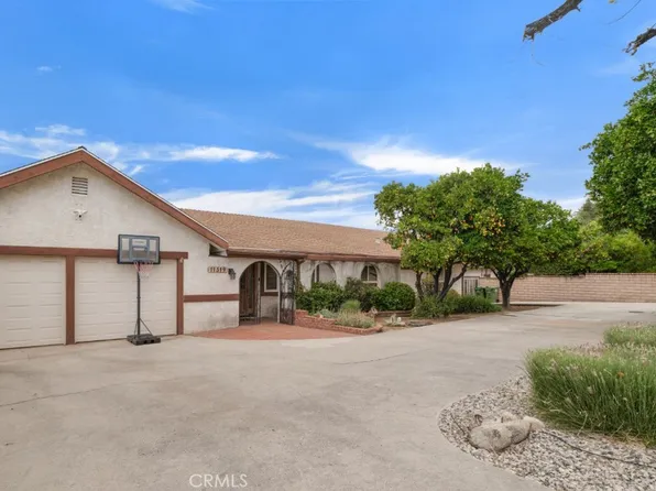11519 Orcas Ave, Sylmar, CA 91342