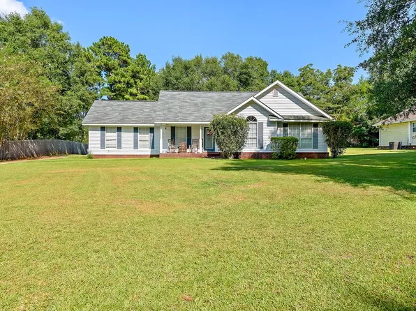1605 Hayne Dr, Dothan, AL 36305