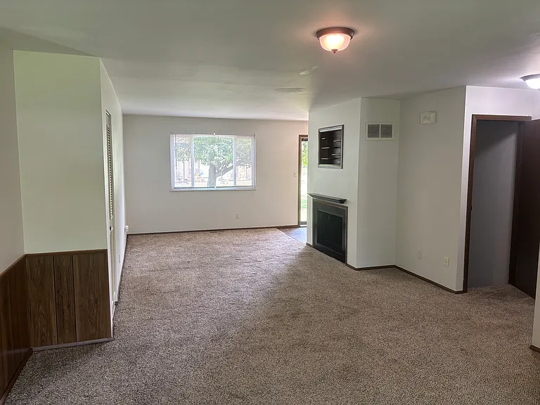111 Lynn Ln #6 — Photo 10