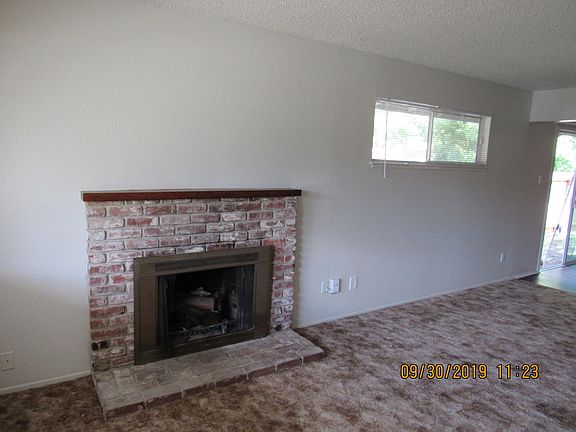 3rd image of 6708 Lake Park Dr