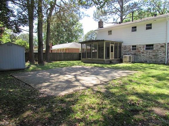 Large Concrete Patio & Tool Shed