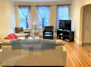 49 Maple Ave #1, Cambridge, MA 02139