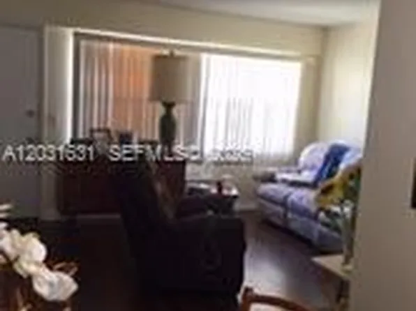 100 SW 132nd Way APT 307K, Hollywood, FL 33027